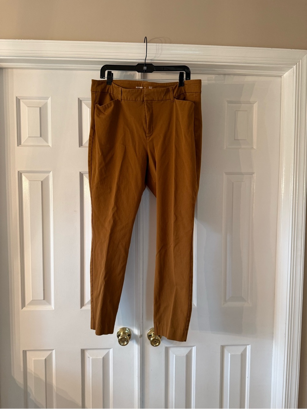 Old Navy Womens Pants in Rust
